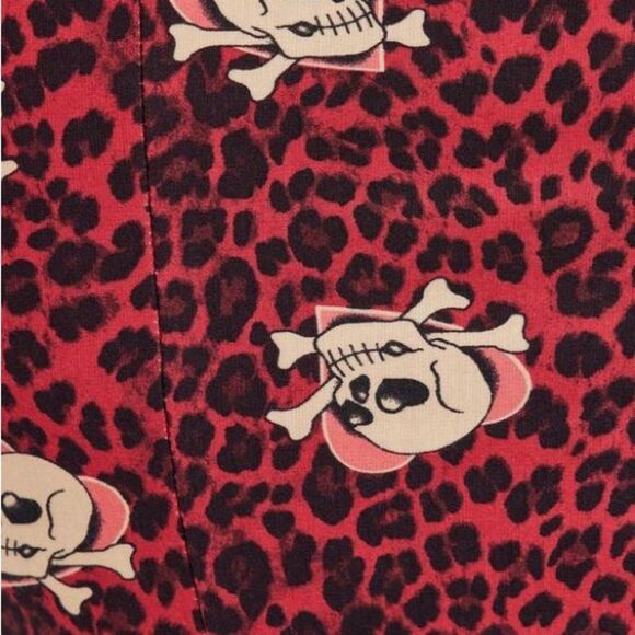 Torrid Red Peplum Ponte Knit SkullS & Leopard Dress Size 5X Halloween Stretch - Picture 7 of 9